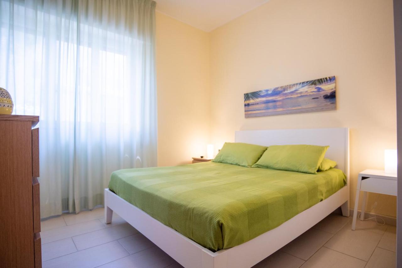 Blu Sun Apartment In Complesso Riva Del Sole ジョヴィナッツォ エクステリア 写真