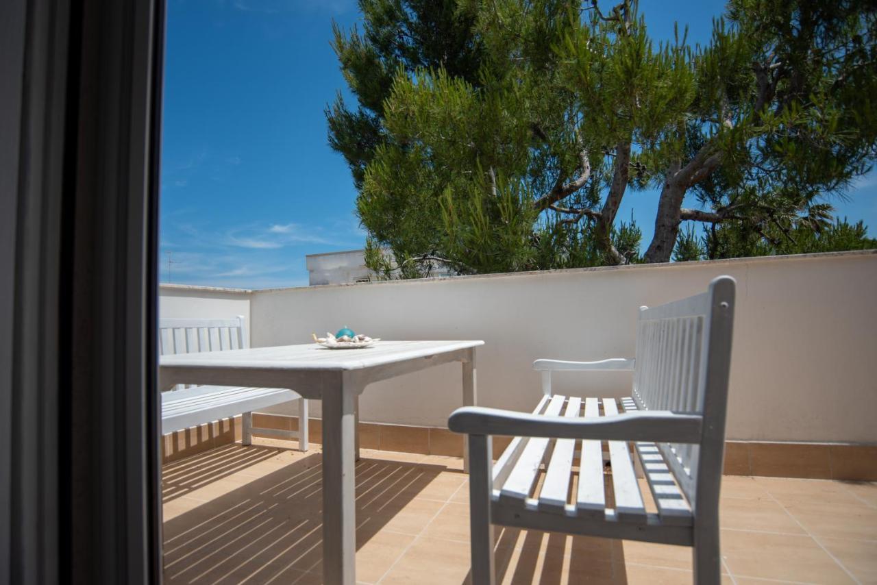 Blu Sun Apartment In Complesso Riva Del Sole ジョヴィナッツォ エクステリア 写真