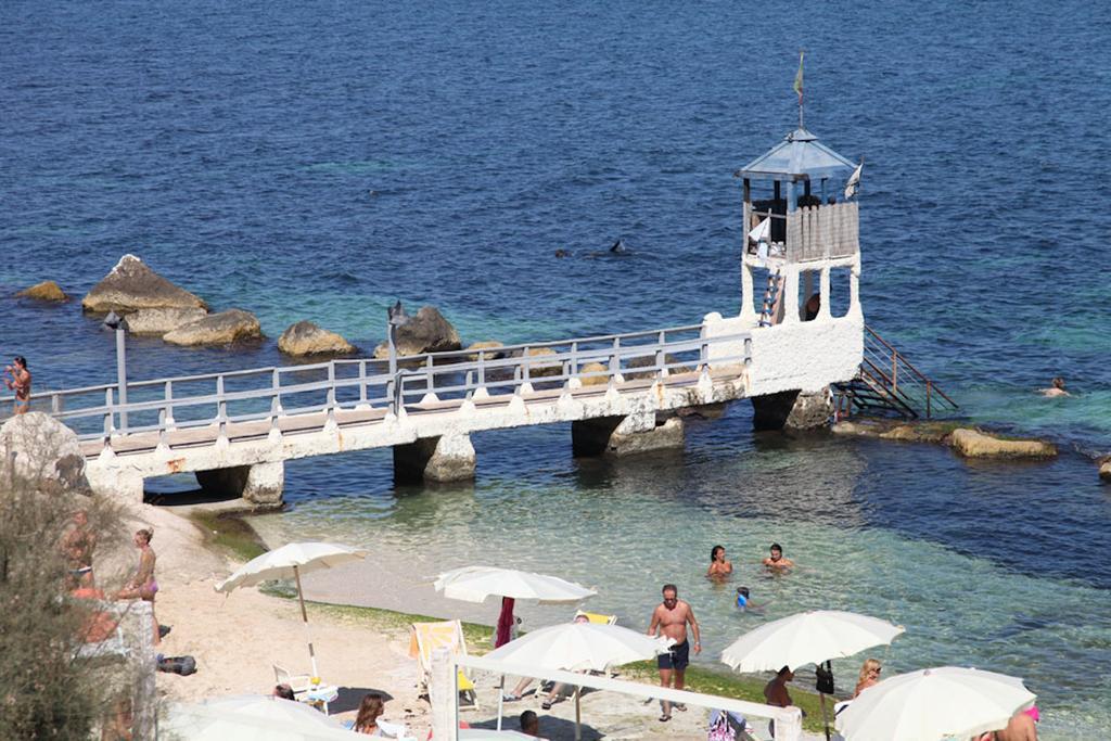 Blu Sun Apartment In Complesso Riva Del Sole ジョヴィナッツォ エクステリア 写真
